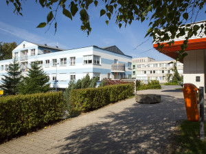 V nemocnici v Rychnově nad Kněžnou je už sedm zdravotníků nakažených koronavirem