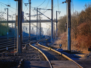 V září začne modernizace železničního uzlu Pardubice. Kvůli tomu bude v příštím roce jezdit na Hradec náhradní autobusová doprava