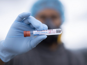 U pacientky krajské nemocnice v Jičíně byl potvrzen koronavir