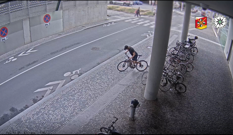 Neznámý pachatel, který odcizil kolo