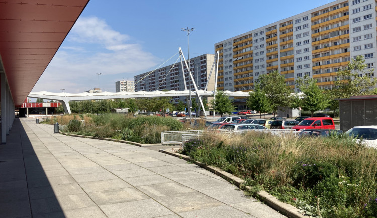 ZA ROHEM: Benešovka měla být chloubou Hradce Králové, teď je pro ostudu