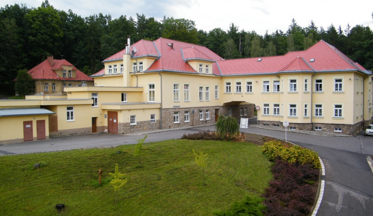 Administrativní budova královédvorské nemocnice