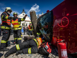 Východočeští hasiči soutěžili ve vyprošťování u dopravních nehod. Nejlépe dopadli ti z Trutnova s ze Svitav