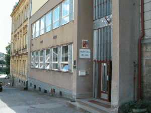 Trutnovsko hlásí vysoký nárůst nakažených koronavirem. Objevil se v domově pro seniory, ve školách i v hokejovém týmu