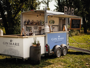 Do Hradce Králové míří druhý ročník Food Truck Festu. Kvůli koronaviru se málem nekonal