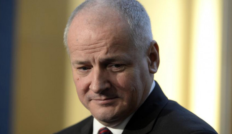 Příští týden budeme opět omezovat, řekl dnes Prymula