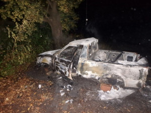 Požár auta v obci Sloupno