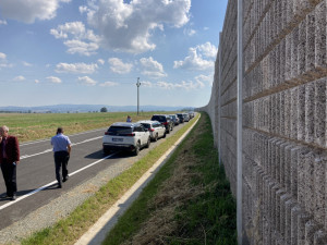 Obchvat Opočna je opět otevřen. Kraj získal chybějící povolení k provozu