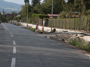 Krkonošská ulice ve Dvoře Králové nad Labem je po devíti měsících opět otevřena