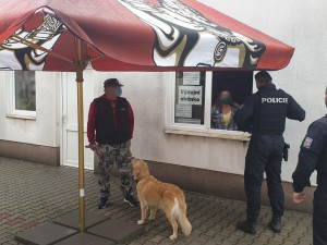 Policie provedla přes devět set kontrol, vládní nařízení lidé v kraji většinou dodržují