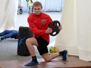 Tým hradeckých hokejistů se vrátil k tréninkům. Na led bude jezdit do Německa