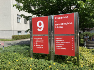 Královéhradecký kraj do nemocnic nakoupí přes 500 počítačů. Budou součástí nového infosystému