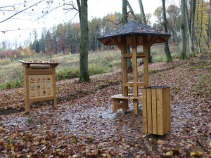 Radnice v Hořicích rozšířila naučnou stezku pro děti. Nyní vede až ke koupališti Dachova