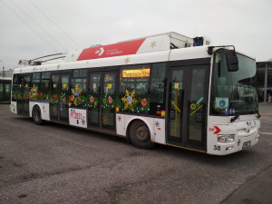 Vánoční elektrobus v Hradci Králové vyjede v sobotu. Trolejbus pak v neděli