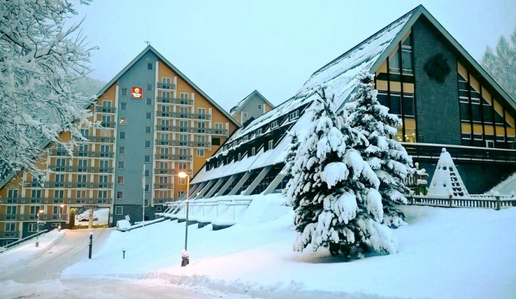 ilustrační fotohoteliéři plánují ve čtvrtek otevřít a zahájit zimní sezonu