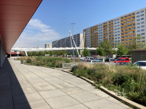 Benešovku od rekonstrukce dělí jediný podpis. Vzdá se majitel svého obchodu?