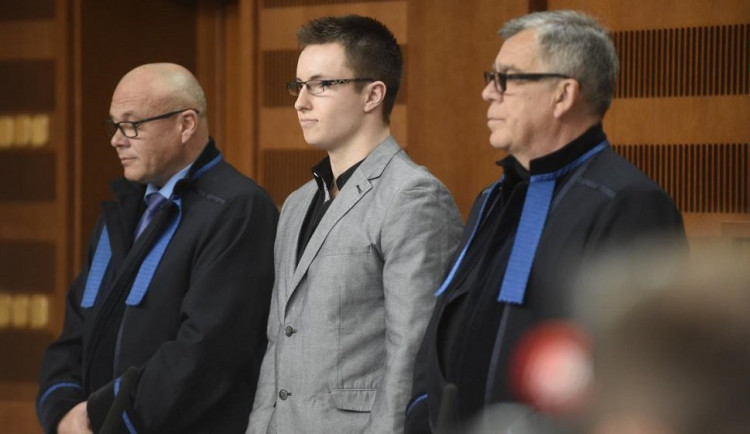 Policie odložila případ útoku na kadeřnici v Hořicích. Případ se táhl přes sedm let, viník dopaden nebyl