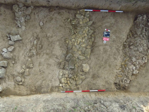Při archeologickém průzkumu na budoucím obchvatu Hradce nad Svitavou bylo objeveno sídliště a zaniklé cesty