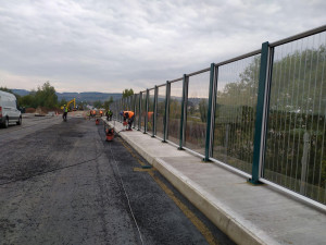 V letošním roce se v kraji podařilo opravit přes 30 kilometrů silnic prvních tříd. Za rok dostanou řidiči další kus dálnice