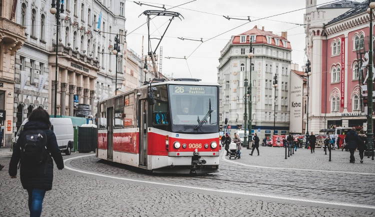 Pod koly tramvaje nezemřel loni v Praze žádný člověk. Nehodovost klesla skoro o polovinu