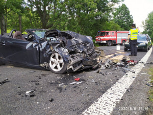 Na silnicích v Královéhradeckém kraji v minulém roce zemřelo 25 lidí. Je to o polovinu méně než předloni