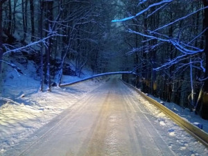 FOTO: O víkendu se hasiči nenudili. Řešili dopravní nehody i požár na vlakovém nádraží