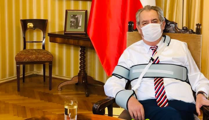 Miloš Zeman se dnes odpoledne nechal očkovat proti koronaviru