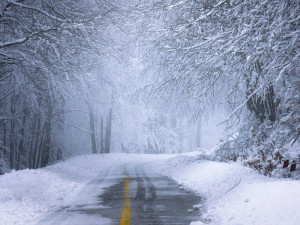 Závěr týdne bude dopravu v kraji komplikovat počasí. Meteorologové vydávají výstrahu před sněhem