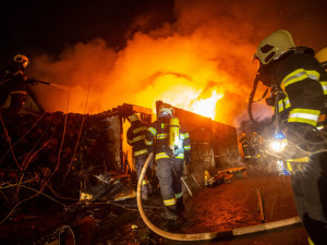 Krajští hasiči vyjížděli k rekordnímu počtu zásahů. Během loňského roku zachránili přes dva tisíce lidí