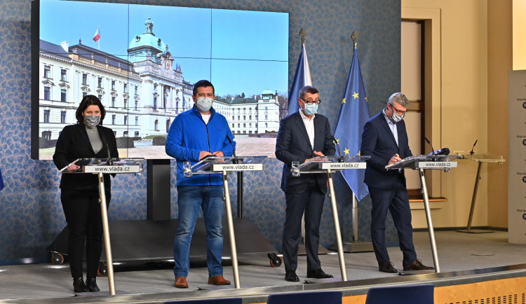 Vláda schválila návrh pandemického zákona