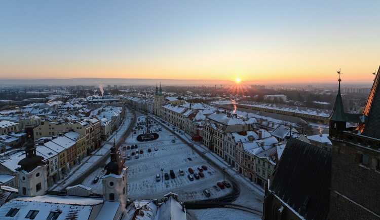 Podzemní parkování pod Velkým náměstím. Má vůbec cenu ho plánovat?