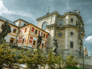 Zavřený Kuks lidi neodradil. Ve velkém navštěvovali jeho venkovní areál