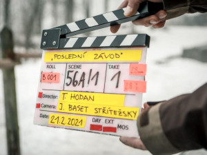 V Krkonoších se začal natáčet film Poslední závod s Kryštofem Hádkem