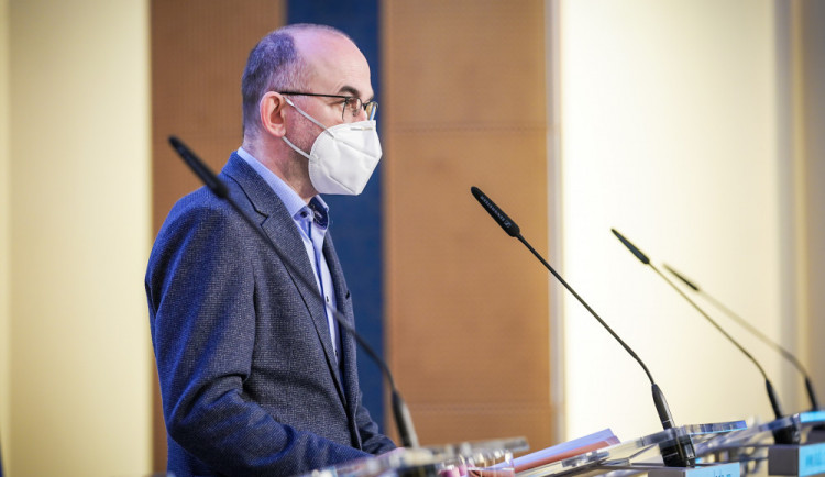 Jan Blatný (za ANO)