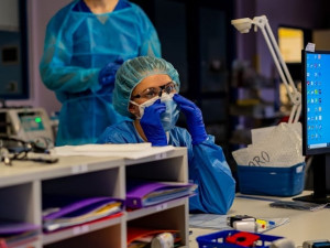 Za covidového pacienta na standardním lůžku nemáme od pojišťovny ani korunu, říká ředitel Trutnovské nemocnice Miroslav Procházka