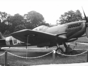 Pilotovat ikonickou stíhačku Spitfire je velká zodpovědnost a pocta, říká Jiří Horák