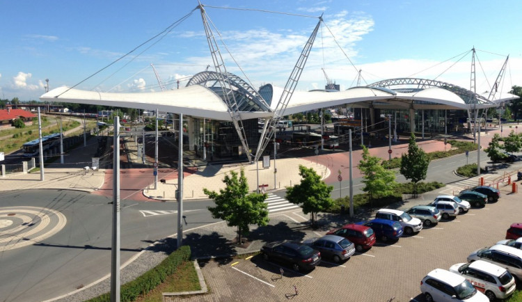 Od neděle platí nové jízdní řády. Jezdit bude více přímých spojů