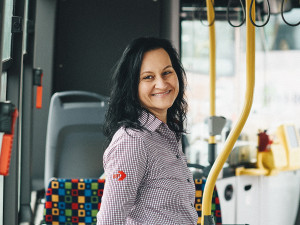 Hradecký dopravní podnik přestrojí své zaměstnance do nových uniforem