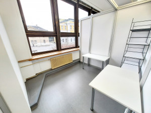 V Rychnově nad Kněžnou začal zkušební provoz očkovacího centra