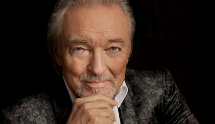 Projekty s odkazem Karla Gotta se odsouvají, koncert bude až příští rok