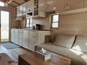 Maringotku proměnil Ondřej Vácha za šest měsíců v rodinný klenot, teď se mu hrnou další zakázky na přestavby