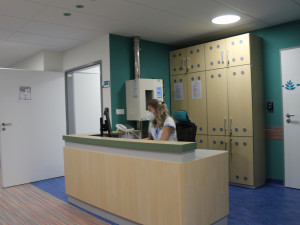 Nové pavilony nemocnice v Náchodě mají v provozu první oddělení. Za pár dní se začne operovat