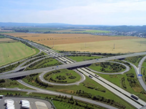 Dálnice z Hradce Králové na Jičín je zase o krok blíž. ŘSD získalo uzemní rozhodnutí na velké odpočívadlo u Hořic