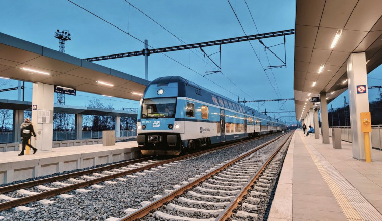 Praha vypíše soutěž na dopravce příměstských vlakových linek S49 a S61