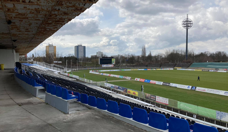 Jediné, co zůstane ze starého stadionu budou lízátka. Po jejich rekonstrukci se vrátí
