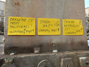 Desítky lidí v Hradci Králové podpořili nezávislost České televize