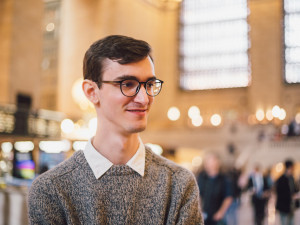 Z Pištína až do New Yorku. Přijímací proces na americkou univerzitu je v mnoha ohledech specifický, říká vědec Roman Huszár