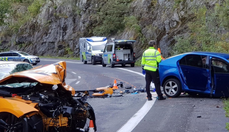 Odvolací soud potvrdit řidiči mustangu za tragickou srážku tři roky vězení