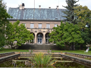 Vila Čerych v Česká Skalici je na prodej. Nový majitel bude muset pokračovat v provozování kulturního centra