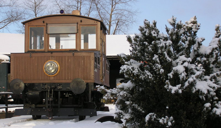 V Jaroměři řeší spor o historickou lokomotivu Ringhoffer